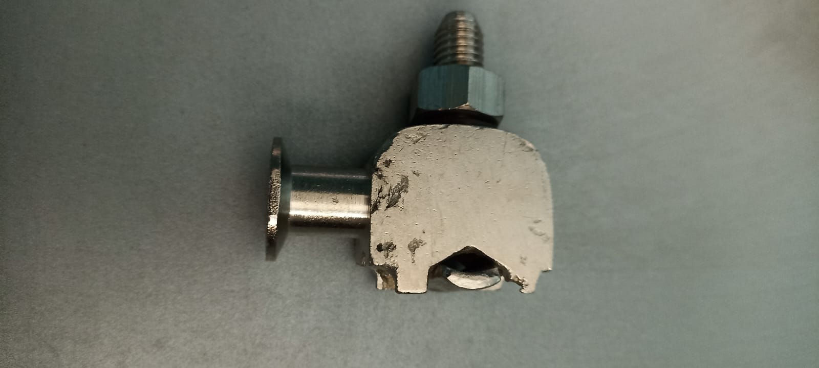 Cable Suspension Clamp - Connectors, PG Clamps & Sockets | Acharya H.P.L overseas